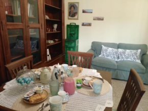 APPARTAMENTO VACANZE lA TERESINA NAPOLI - CENTRO -STAZIONE ED AEROPORTO Napoli